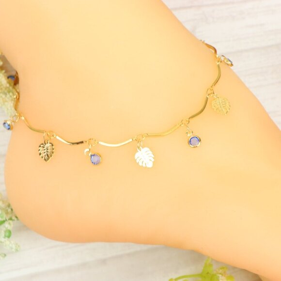 "Handmade Anklet – Elegant & Delicate Jewelry for Women | UNVRC1010 - Picture 7 of 10